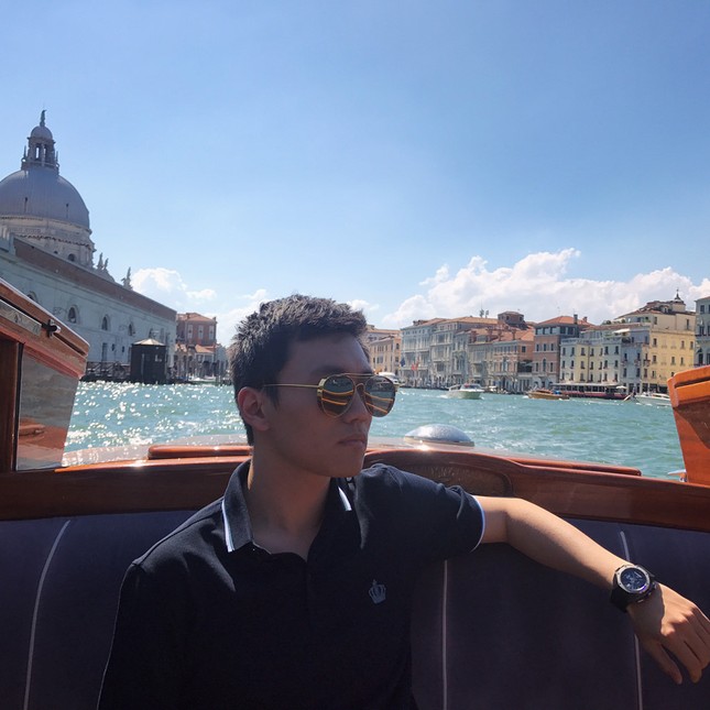 Tân chủ tịch 9X CLB Inter Milan: Đẹp trai, con nhà tỷ phú Trung Quốc ảnh 5