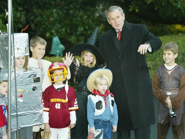 Khám phá lễ hội Halloween thú vị dành cho thiếu nhi ở Nhà Trắng ảnh 4
