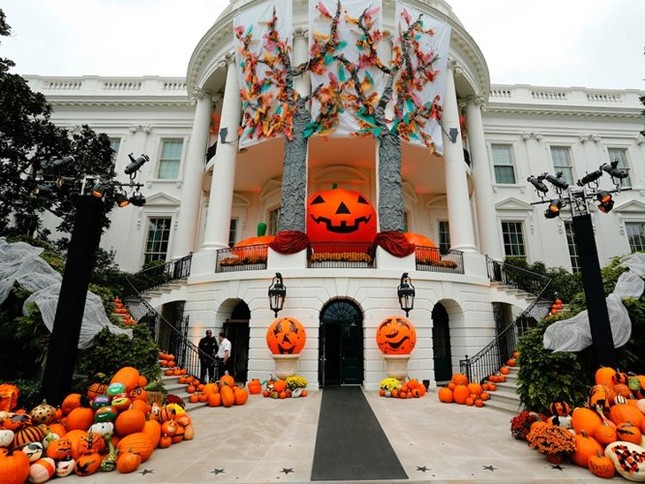 Khám phá lễ hội Halloween thú vị dành cho thiếu nhi ở Nhà Trắng ảnh 12