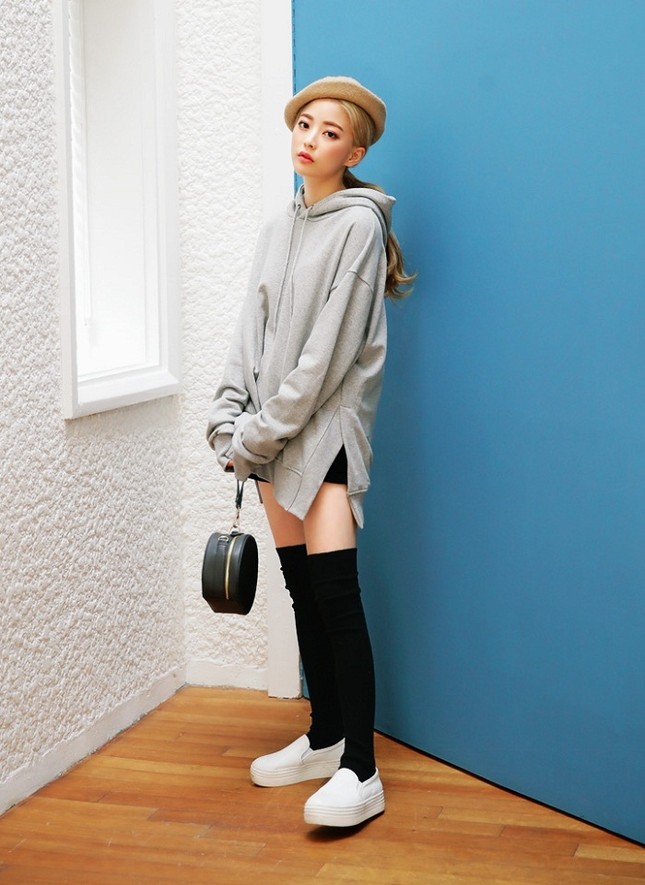 Mùa Đông sắp đến, tủ đồ của bạn đã có chiếc "hoodie thần thánh" chưa? ảnh 9