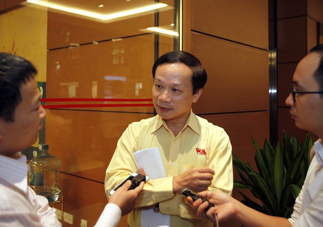 Bộ trưởng Nhạ nói gì về sai phạm trong dự thảo “đuổi sinh viên hoạt động mại dâm lần 4”? ảnh 2