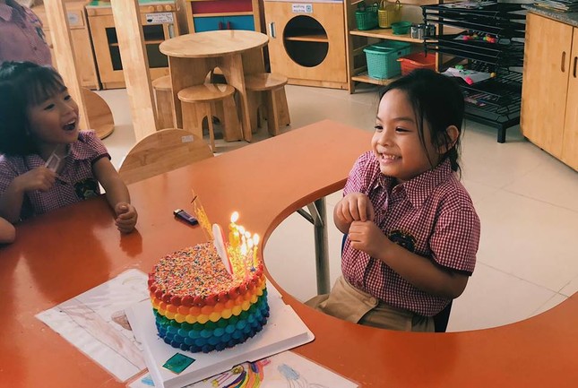 Sau những ồn ào, Phạm Quỳnh Anh xuất hiện bên cạnh Quang Huy mừng sinh nhật con gái ảnh 2