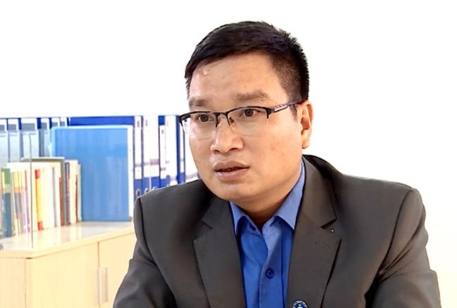 Giáo viên xem tin nhắn Facebook của học sinh là vi phạm pháp luật ảnh 1
