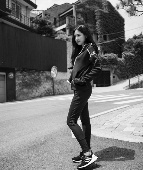 Để có được một bức ảnh "huyền thoại", Naeun (Apink) cũng phải đau đầu như thế này ảnh 2