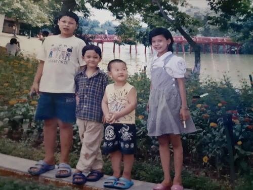 Người mẹ khóc cạn nước mắt nhớ lại đêm đứa con gái bỏ nhà đi sau trận đòn 14 năm trước ảnh 1