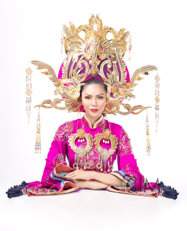 Hé lộ Quốc phục dài gần 4m của Kim Nguyên tại "Hoa hậu Châu Á 2018" ảnh 3