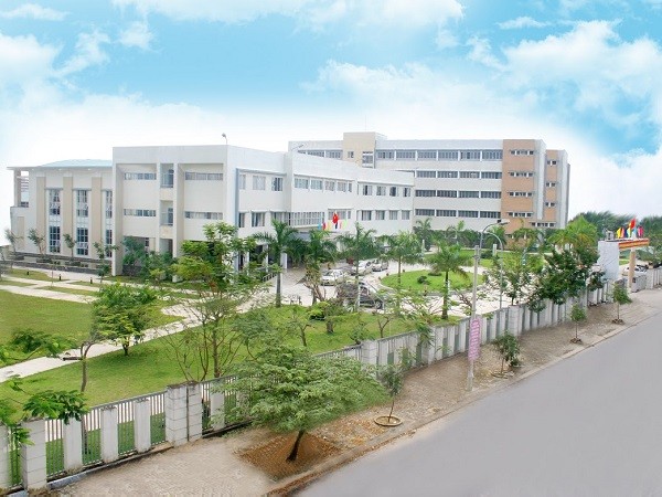 Trường ĐH Ngoại ngữ Đà Nẵng nhờ công an vào cuộc điều tra vụ nam sinh quay lén nữ sinh ảnh 2
