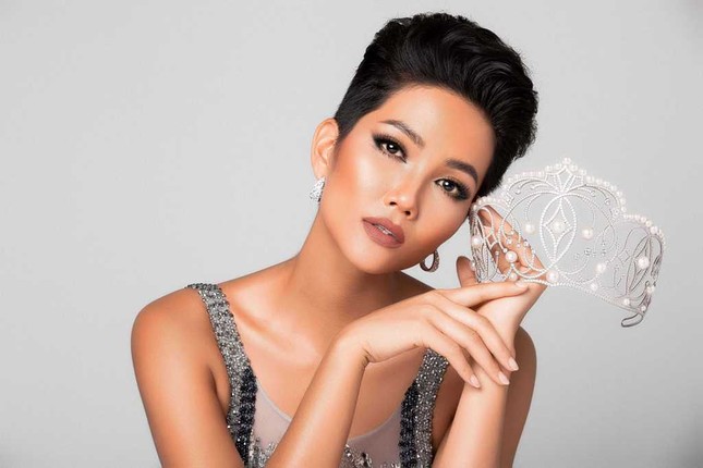 Ngắm nhìn nhan sắc xinh đẹp của Hoa hậu H’Hen Niê trước thềm "Miss Universe 2018" ảnh 4