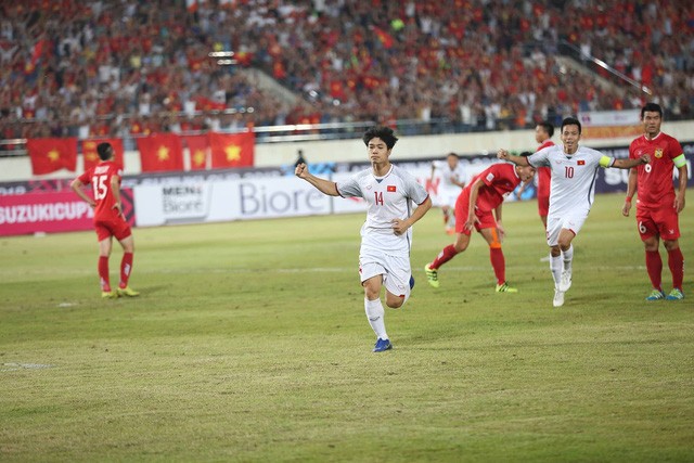 Lào 0-3 Việt Nam: Công Phượng, Quang Hải lập công ảnh 7
