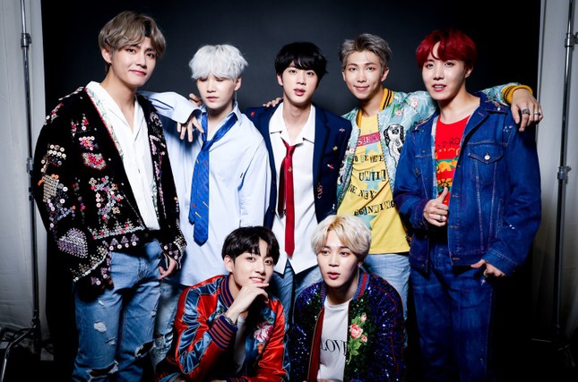Sau sự cố của BTS ở Nhật, IZ*ONE "vạ lây", bị 30.000 người ký đơn gửi Nhà Xanh đòi “tẩy chay” ảnh 2