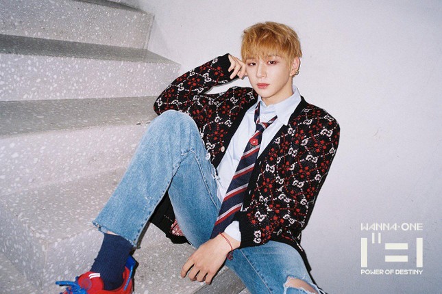 Vượt qua nhiều "đối thủ", Kang Daniel xuất sắc dẫn đầu BXH CF Hàn Quốc tháng 11 ảnh 1