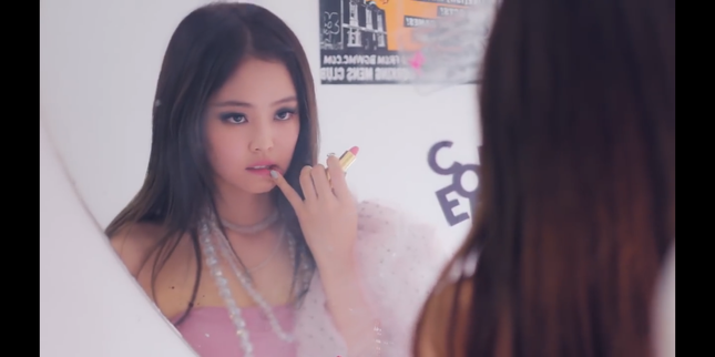 Ngắm nhan sắc Jennie trong "SOLO", fan chỉ biết kêu lên: "Truyền thái y!" ảnh 7