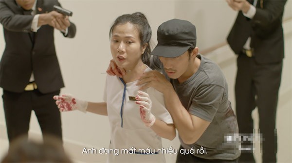 "Hậu duệ Mặt trời" bản Việt lại gây cười với thoại tiếng Anh của nhân vật ảnh 1