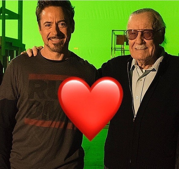 Cả Hollywood ngập trong thương tiếc vì sự ra đi của "cha đẻ" Marvel - Stan Lee ảnh 2