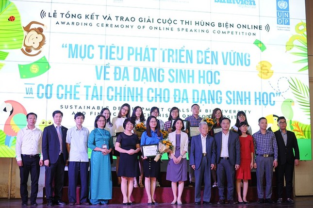 Trao giải cuộc thi "Hùng biện Online”: Nữ sinh viên giành chiến thắng áp đảo ảnh 3