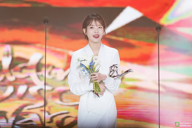 Giải thưởng danh giá Golden Disc Awards công bố thời gian tổ chức: Ai sẽ kế nhiệm IU và BTS? ảnh 2