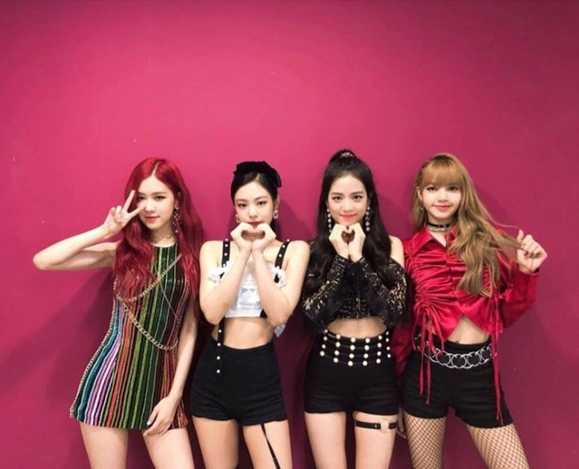 Với "SOLO", Jennie (BLACKPINK) đạt thành tích mà chưa nữ idol nào làm được ảnh 2