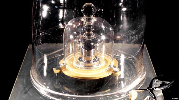 Ngày mai, khái niệm 1 kilogram sẽ biến mất vĩnh viễn! ảnh 1