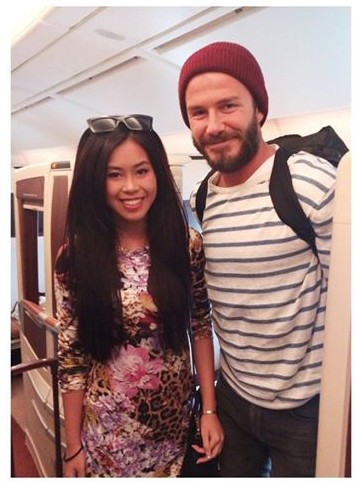 Em chồng Hà Tăng - Thảo Tiên cùng mẹ gặp lại David Beckham tại Singapore ảnh 3
