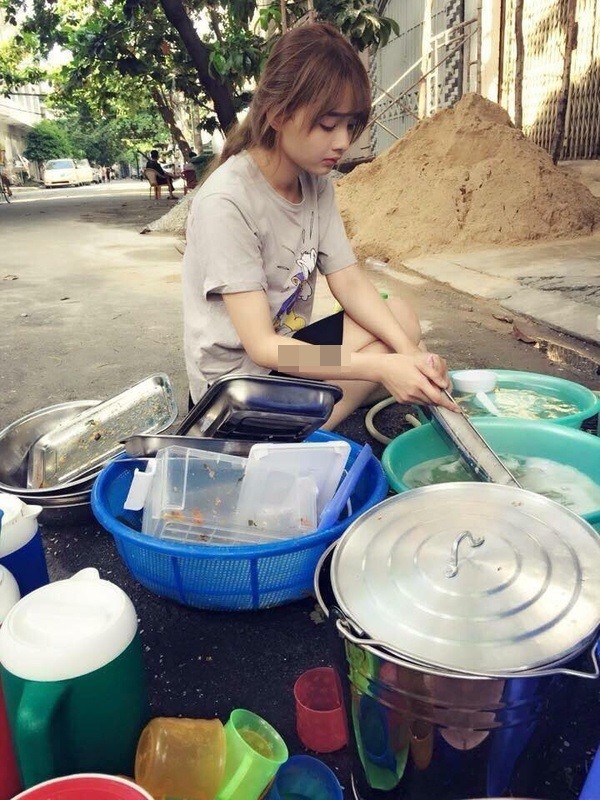 Rửa cả chồng bát ngày đầu ra mắt nhà người yêu, cô gái vẫn bị chê "không lấy được chồng" ảnh 2