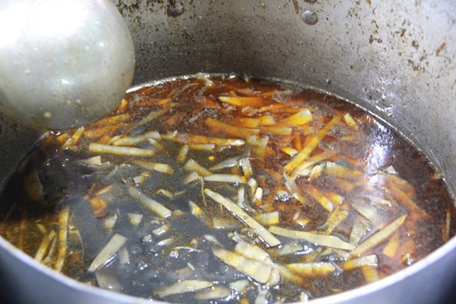 Bún cua "thối", ai lỡ ăn dễ ghiền ảnh 2