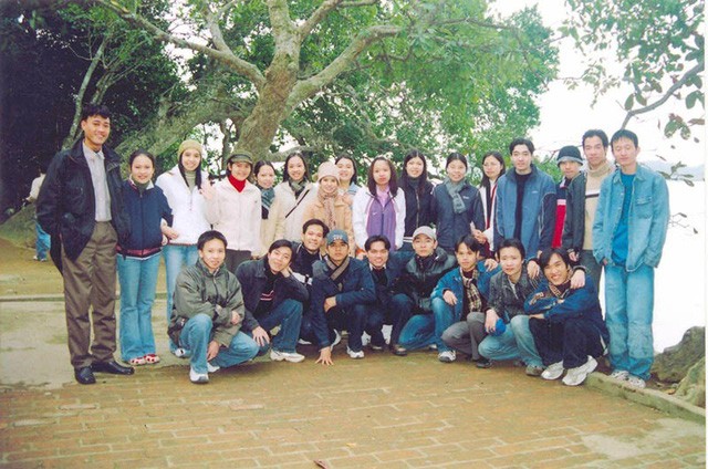 Ra trường 20 năm, đi họp lớp vẫn gần đủ sĩ số ảnh 1