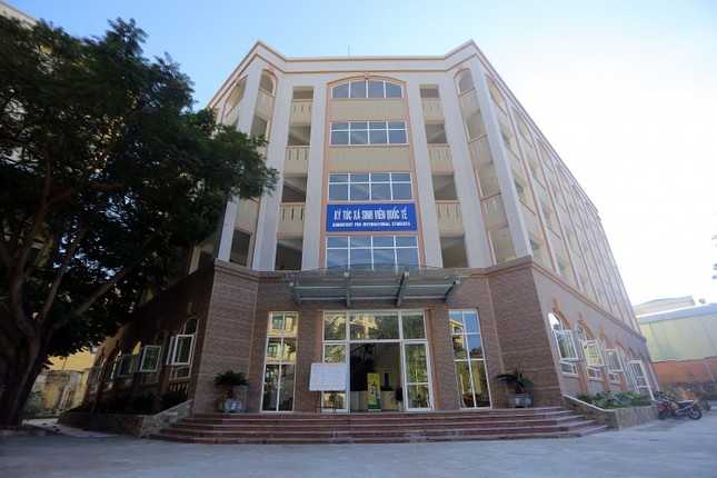 Khám phá KTX đẹp long lanh chuẩn "5 sao" tại Đại học Kinh tế - ĐH Đà Nẵng ảnh 1