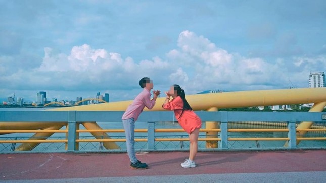 Chụp ảnh bên nhau quá đẹp, cặp đôi bạn thân khác giới bất ngờ nhận... "gạch đá" ảnh 5