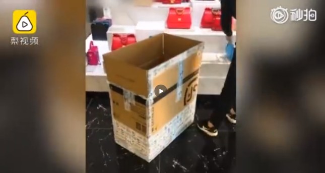 Không chỉ cư dân mạng, đến LV và Gucci cũng "ăn theo" scandal của Dolce & Gabbana ảnh 2