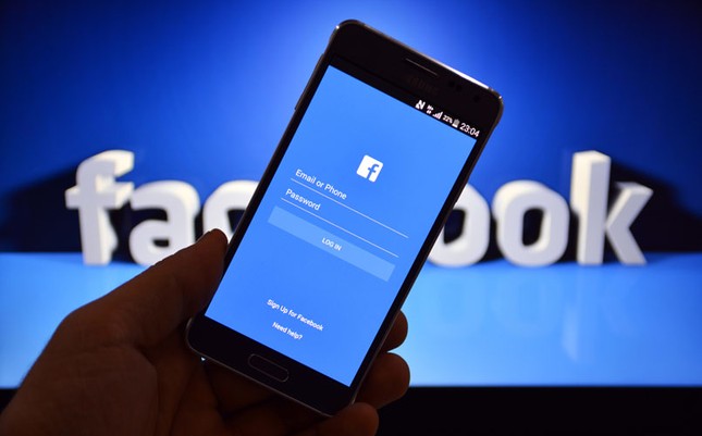 Nhờ iPhone X bị treo mới phát hiện Facebook Messenger luôn nghe lén người dùng? ảnh 2