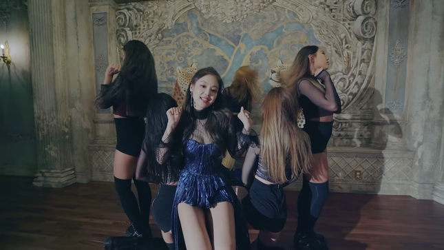 Chỉ mỗi MV "SOLO" của Jennie mà YG đã tung ra không biết bao nhiêu phiên bản khác nhau! ảnh 1
