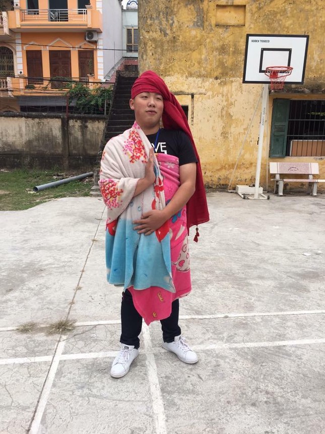 "Cười té ghế" với chùm ảnh "vì một con đường đến trường không còn giá rét" ảnh 5