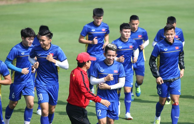 Hồng Duy tiết lộ về chấn thương của Văn Toàn ảnh 1
