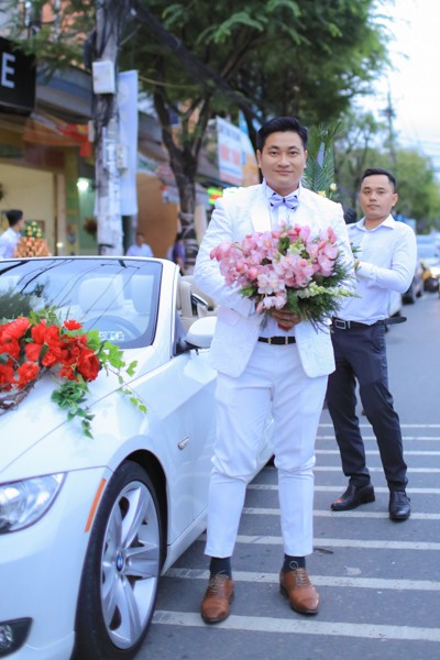Hoa hậu Đại dương Đặng Thu Thảo chính thức lên xe hoa về nhà chồng ảnh 1