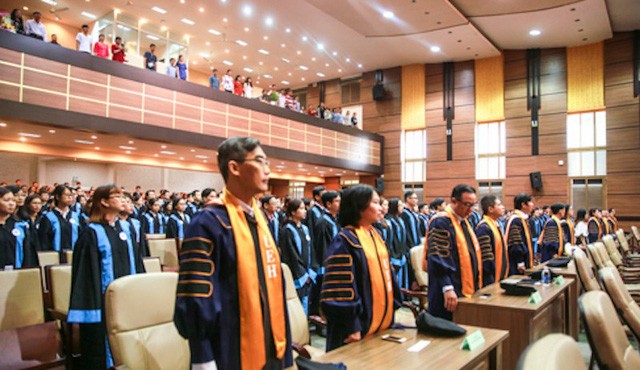 Nghiên cứu sinh ký hợp đồng với ĐH được miễn học phí và chỗ ở ảnh 1