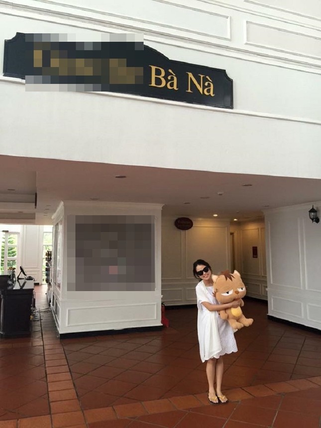 Không cần người yêu, cô gái “hẹn hò” với thú bông, cùng check-in muôn nơi ảnh 6