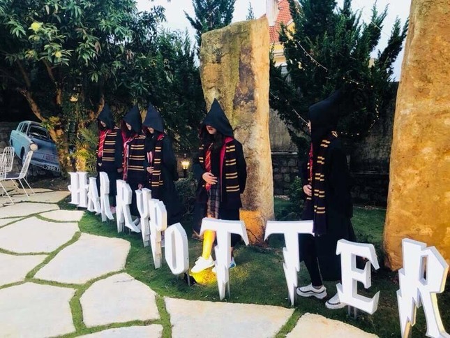 Tìm đâu xa, ngay tại Việt Nam cũng có hẳn hai trường Hogwarts thu nhỏ siêu “bí hiểm” ảnh 9
