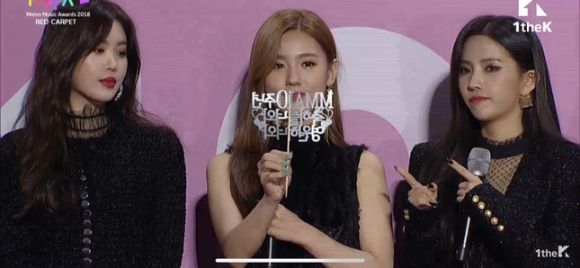 Hàng loạt sao lớn đổ bộ thảm đỏ MMA 2018: BTS, iKON, WANNA ONE... đều có mặt ảnh 16