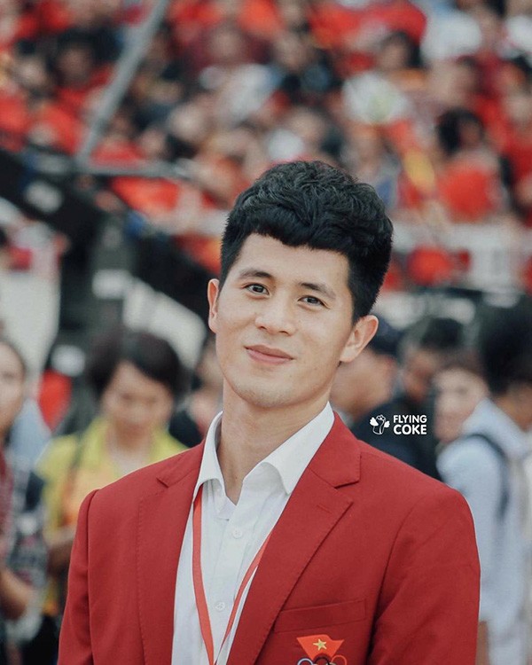 Bị coi là nguyên nhân khiến fan chia tay người yêu, cầu thủ Đình Trọng bất ngờ lên tiếng ảnh 5