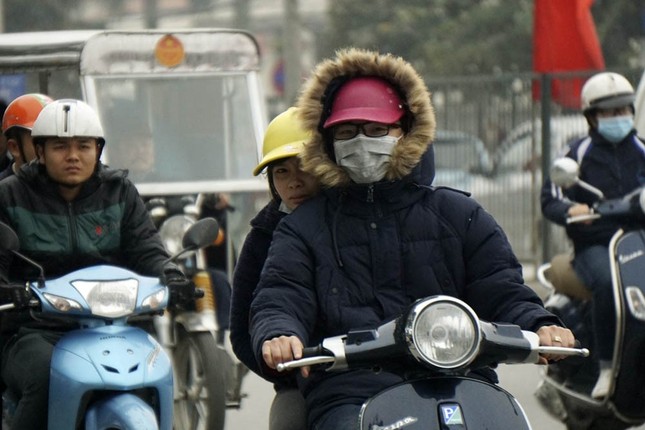 Ngày mai miền Bắc chuyển rét, nhiệt độ có nơi 11 độ C, teen đi đâu nhớ mang áo ấm! ảnh 1