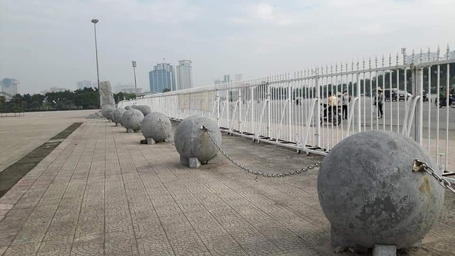 Bất ngờ di chuyển 40 quả bóng xích tại sân Mỹ Đình để "lấy hên"? ảnh 4