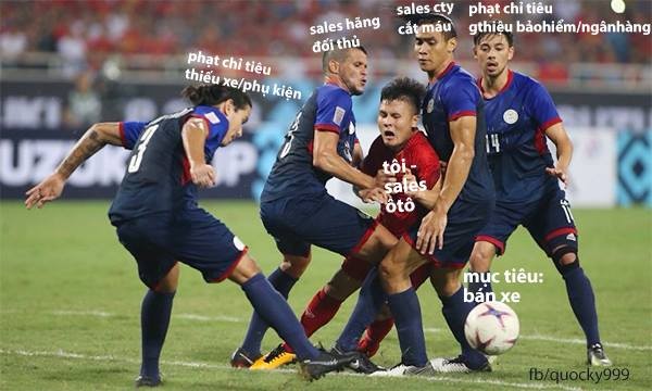 Dân mạng thích thú "mượn" ảnh Quang Hải bị Philippines "ép bốn" để chia sẻ nỗi khổ riêng ảnh 9