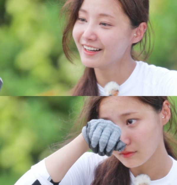 Khiêm tốn nhận mình yếu nhất nhóm, Yeonwoo (MOMOLAND) bị chỉ trích là "giả tạo" ảnh 2