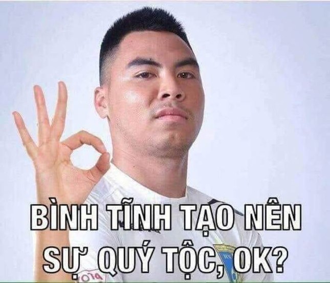 Ghi bàn, Đức Huy được chế ảnh "ăn mừng phong cách quý tộc" ảnh 2