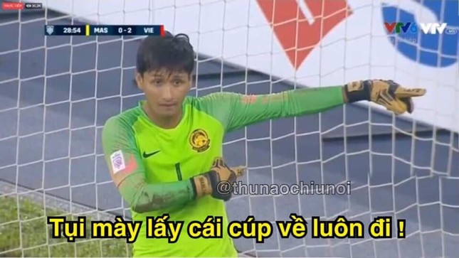 Ảnh chế phủ sóng MXH sau trận cầm hòa với Malaysia, NHM vẫn vui vì chúng ta hòa trên thế thắng! ảnh 13