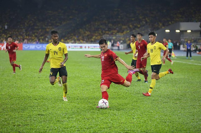 Malaysia 2-2 Việt Nam: Đáng tiếc chỉ có thể hòa ảnh 2