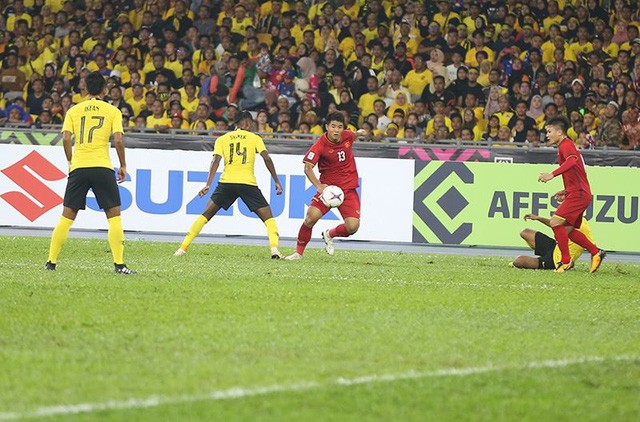 Malaysia 2-2 Việt Nam: Đáng tiếc chỉ có thể hòa ảnh 9
