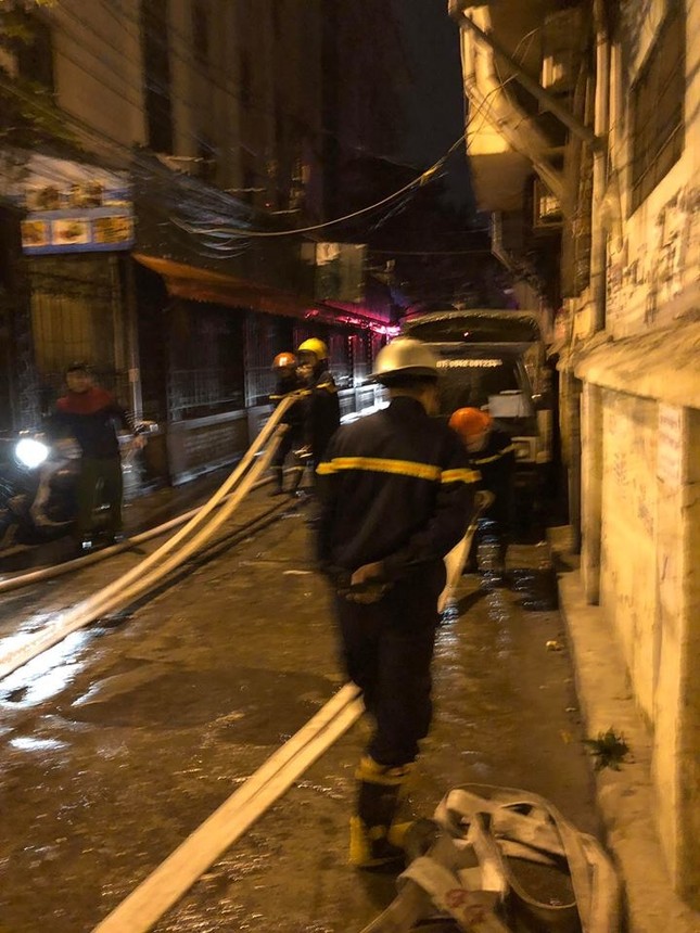 Cảnh báo: Chăn điện, túi sưởi - cứu tinh trong ngày rét hay "lưỡi hái tử thần" đang rình rập? ảnh 6