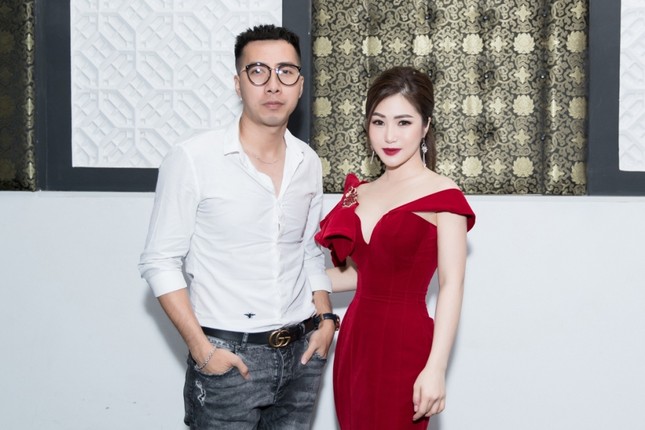 Làm liveshow "lầy" như Hương Tràm: Giấu kín hết dàn khách mời để khán giả đoán mò ảnh 5
