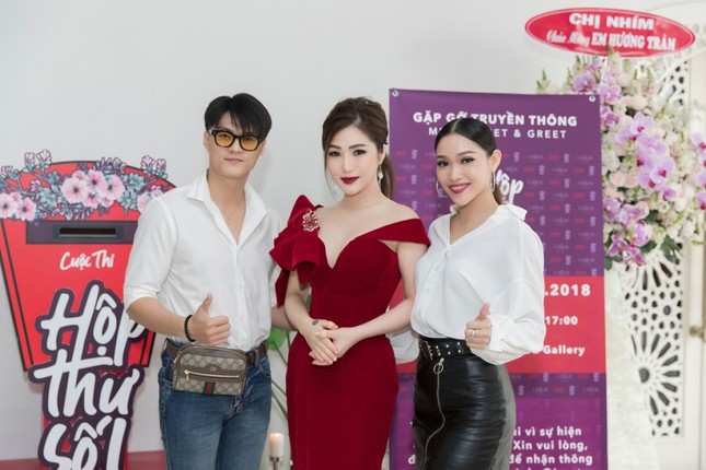 Làm liveshow "lầy" như Hương Tràm: Giấu kín hết dàn khách mời để khán giả đoán mò ảnh 3